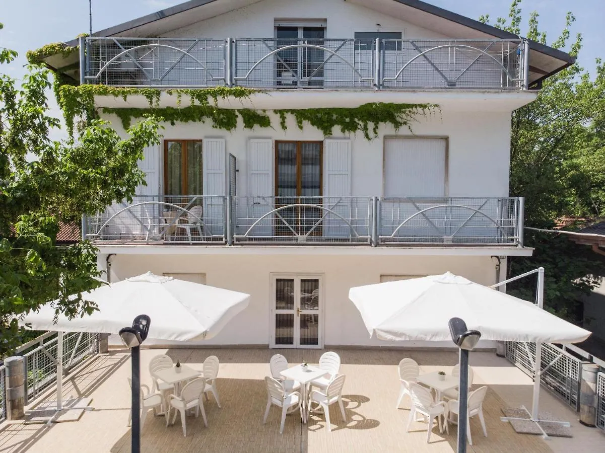 Hotel Nanni - Dependance Μπελάρια-Ιτζέα Μαρίνα